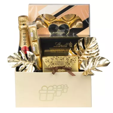 Zestaw Szampan Moet 12 – Ekskluzywny Prezent z Szampanem Moët i Pralinkami