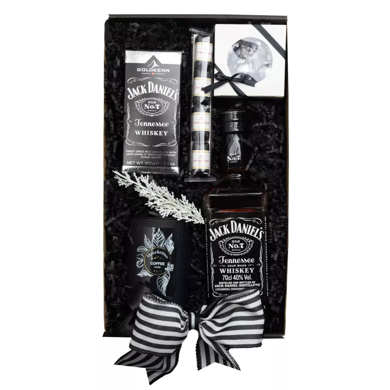Zestaw 38 – Męski Upominek z Whisky Jack Daniel’s i Słodkimi Dodatkami Zestaw 38 – Męski Upominek z Whisky Jack Daniel’s i Słodkimi Dodatkami