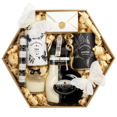 Zestaw Likier Kawa i Świeca 51 – Delikatny Prezent z Likierem Sheridans, Kawą i Świecą